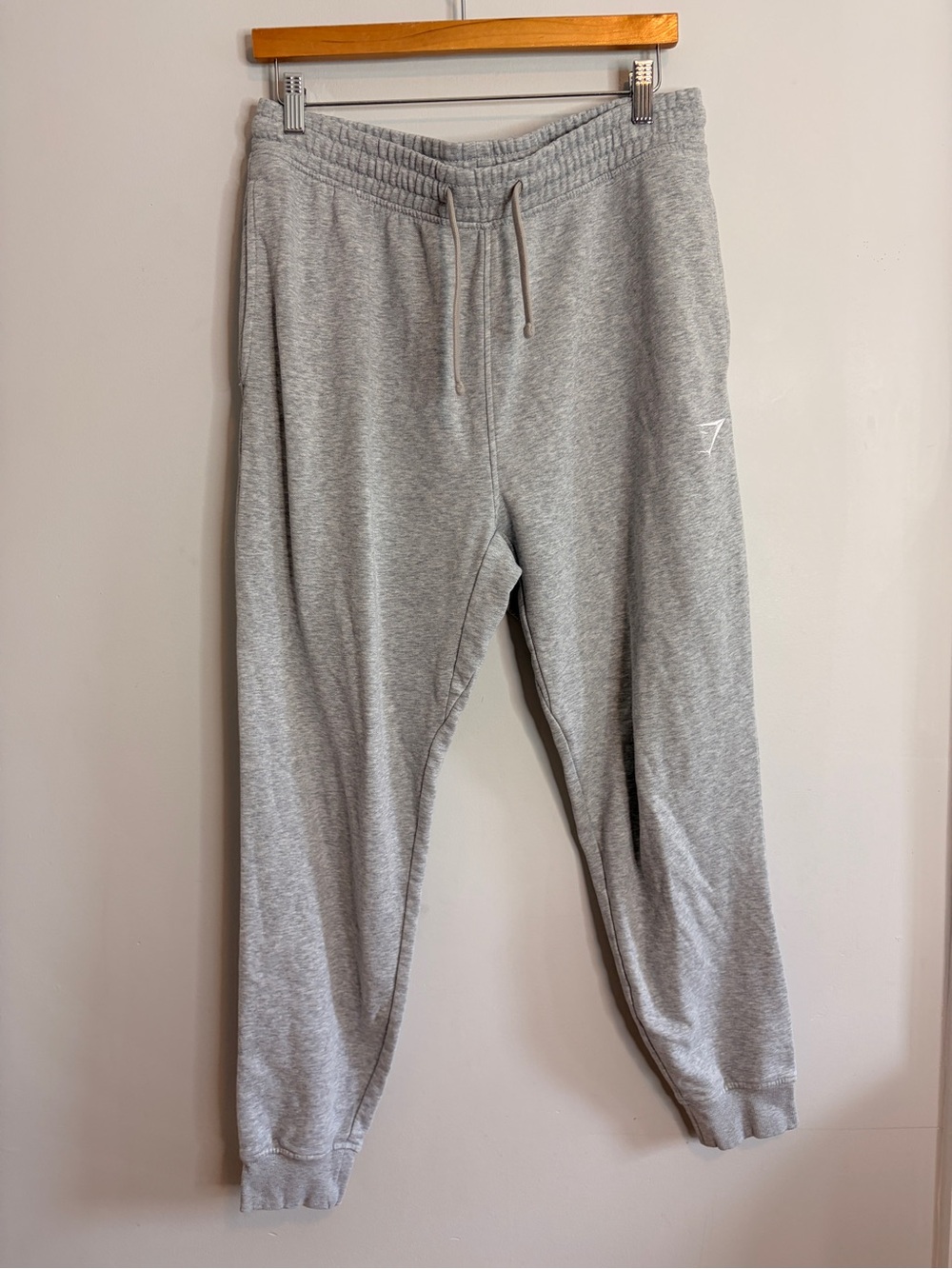 Gymshark Men's Gray Athletic Jogger Sweatpants - Lightweight Comfort